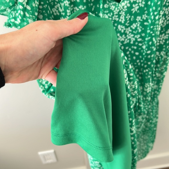 DKNY green dress size 4 - Picture 4 of 8